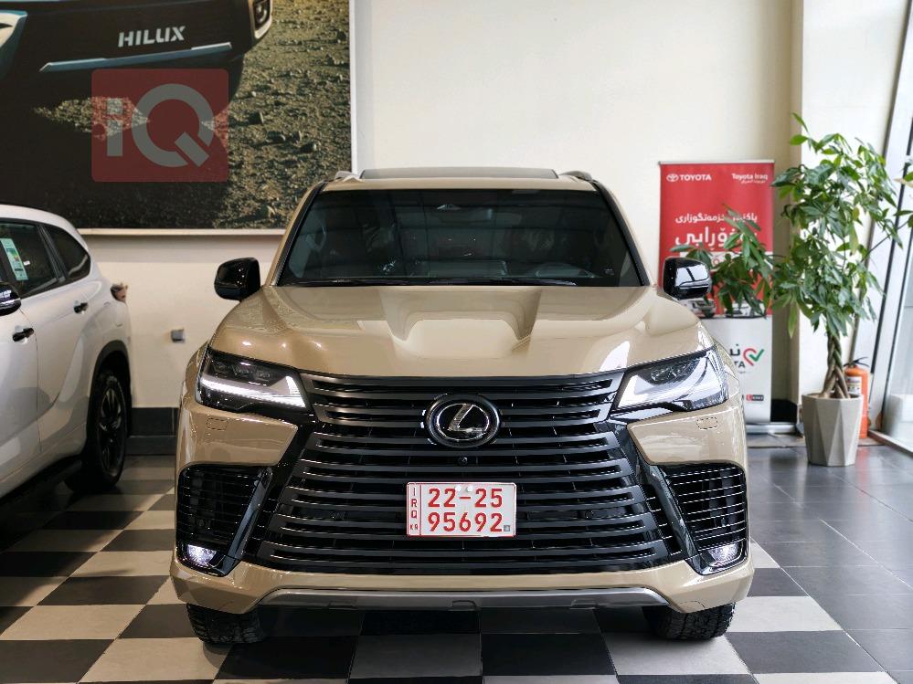 Lexus LX